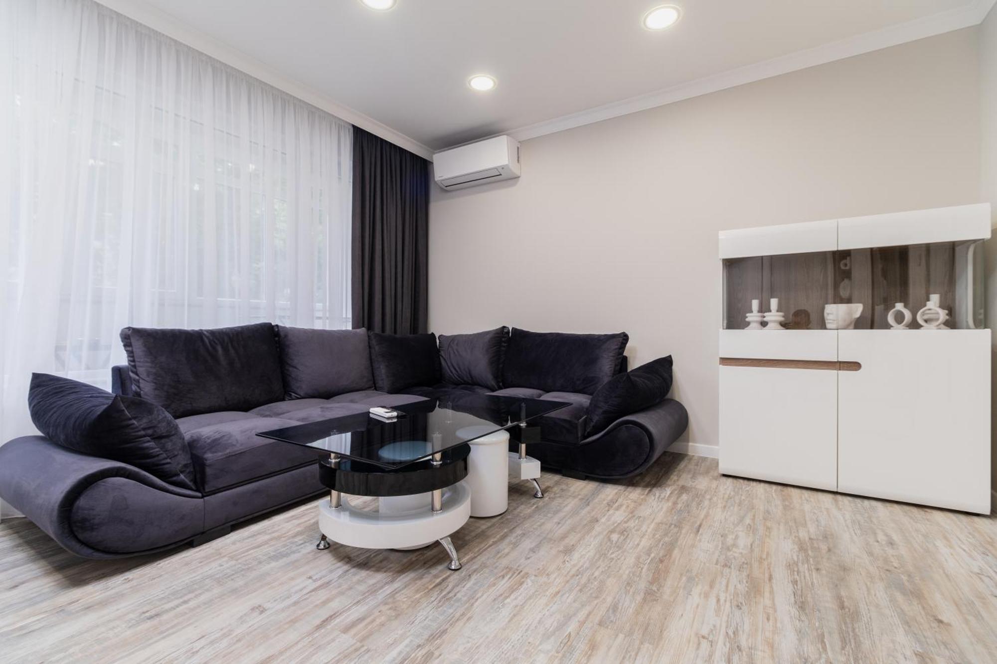 Gorgeous 2-Bedroom Apartment Plovdiv Eksteriør billede